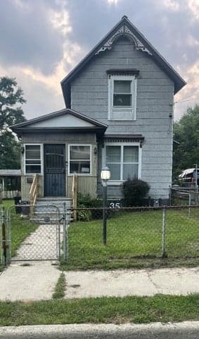 35 Hubbard Street, Battle Creek, MI 49037