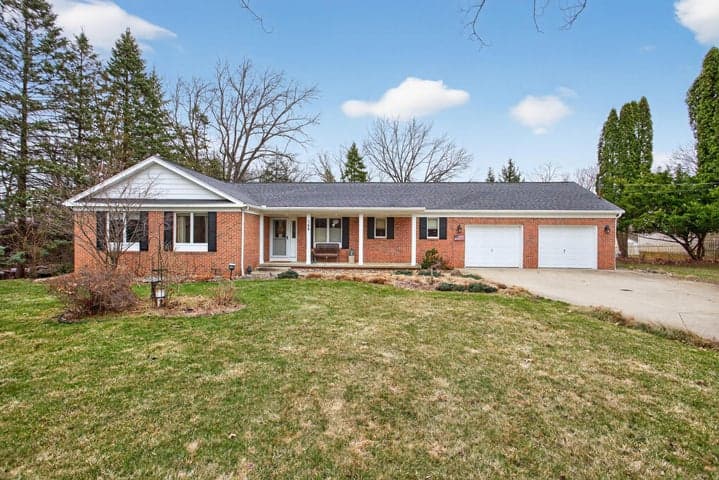 769 Bellflower, Brooklyn, MI 49230