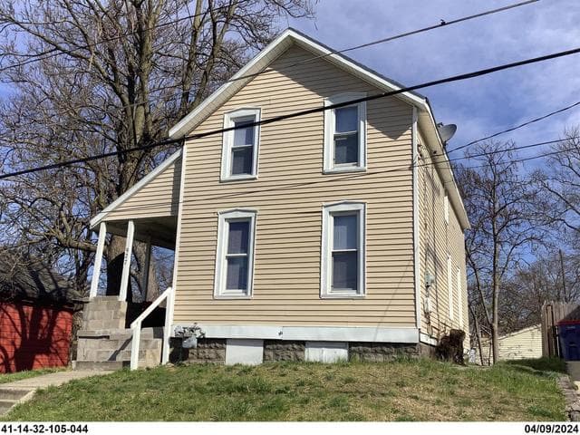 927 Bemis Street SE, Grand Rapids, MI 49506