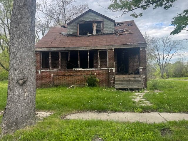 19610 Hoyt Street, Detroit, MI 48205