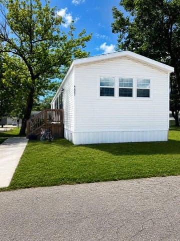 4647 Red Apple Court Court NW 91, Walker, MI 49534