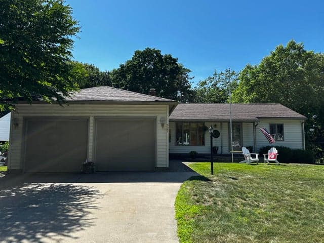 521 Leggat Street, Grand Haven, MI 49417