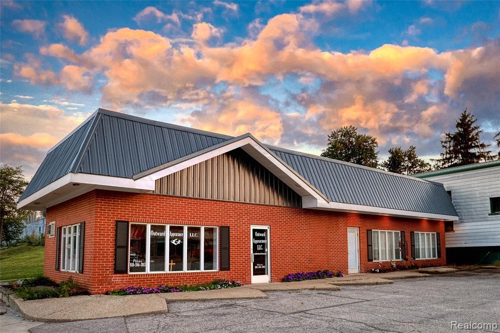 4253 Main Street, Brown, MI 48416